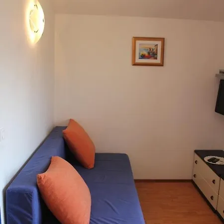 Apartment Ante