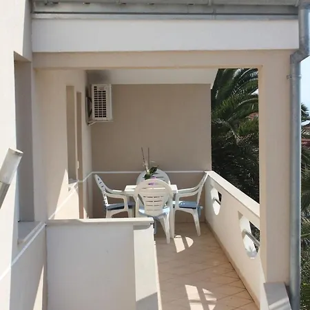 Apartment Ante Posedarje